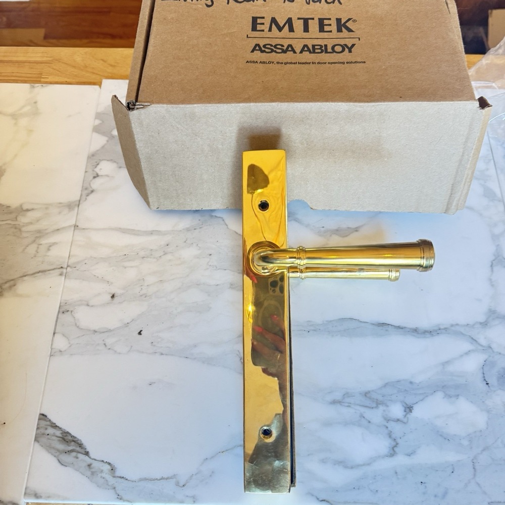 Emtek Merrimack Lever US3NL Polished Brass 14A4MERHUS3NL RH‎ Open Box NOS